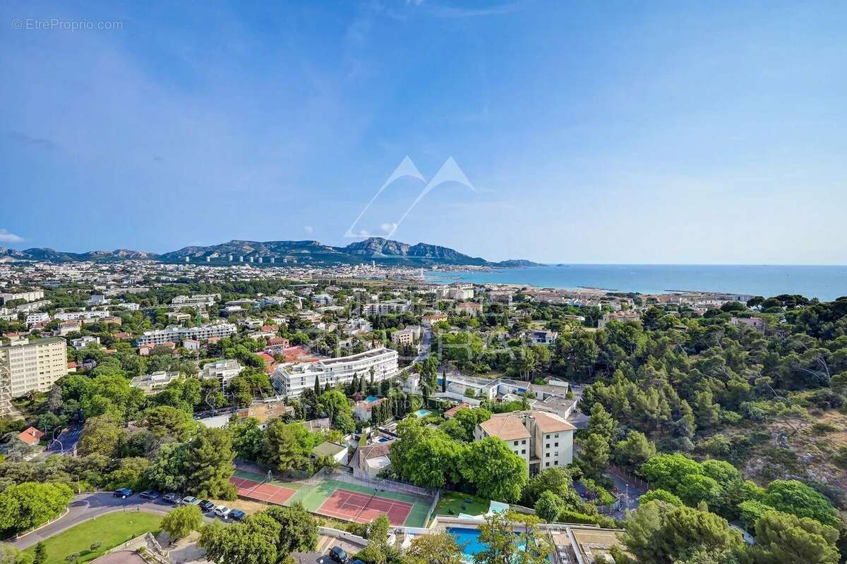 Appartement à MARSEILLE-8E