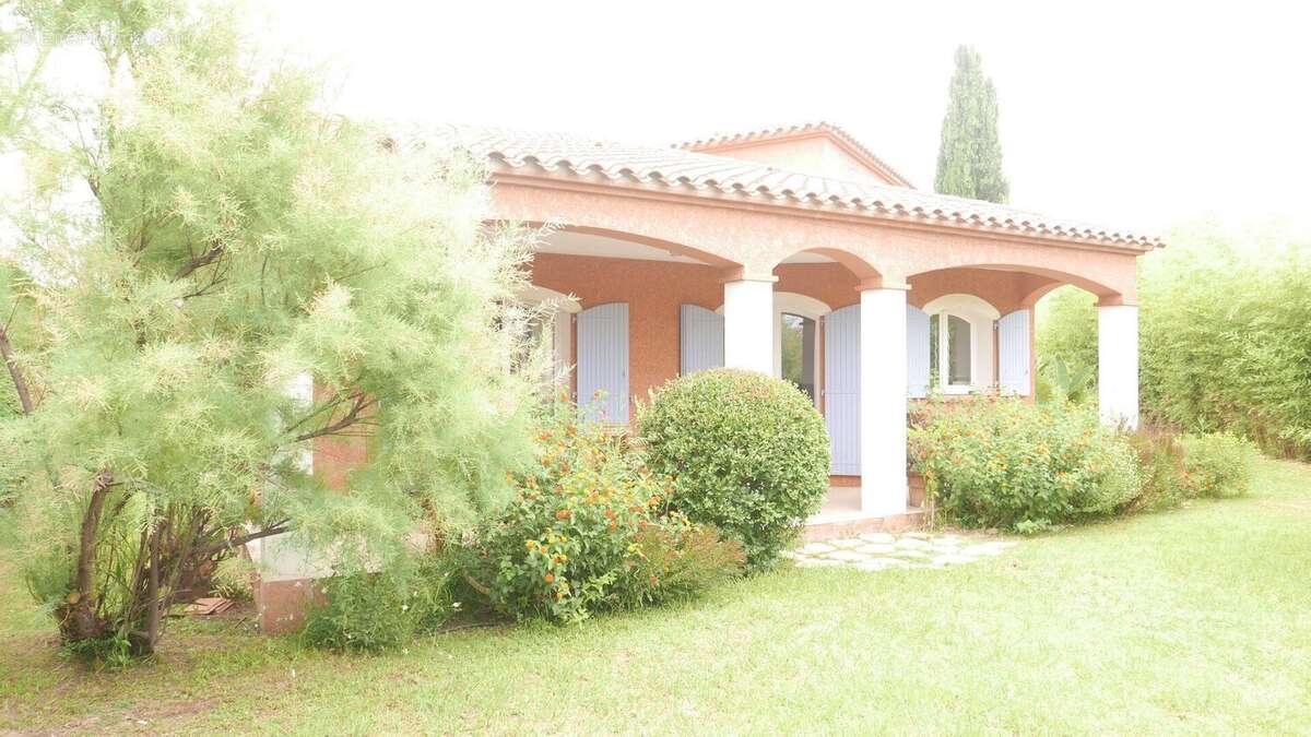 Maison à VILLENEUVE-DE-LA-RAHO