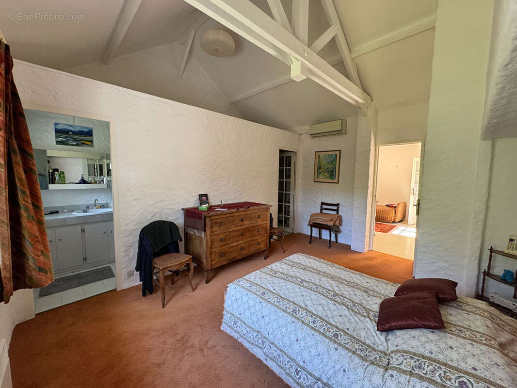 Maison à MONTFORT-L&#039;AMAURY