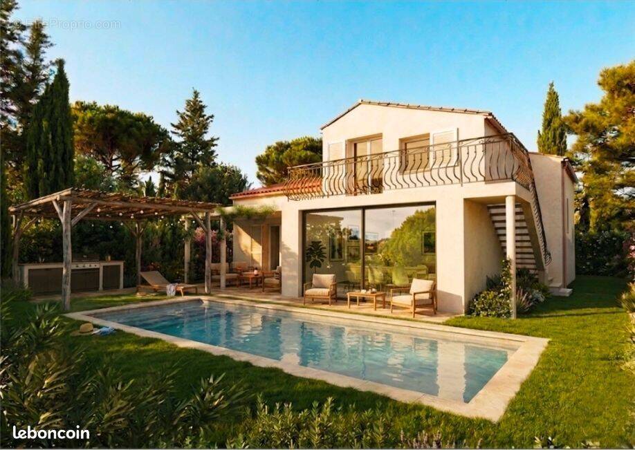 Maison à ROQUEBRUNE-SUR-ARGENS