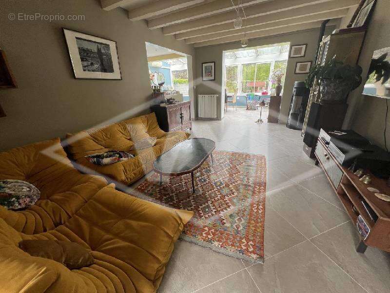 Maison à COMBS-LA-VILLE