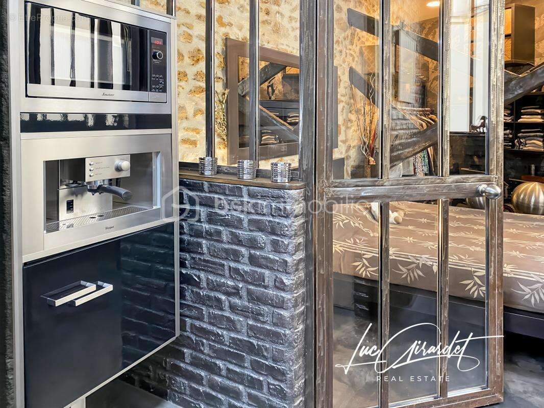 Appartement à PARIS-19E