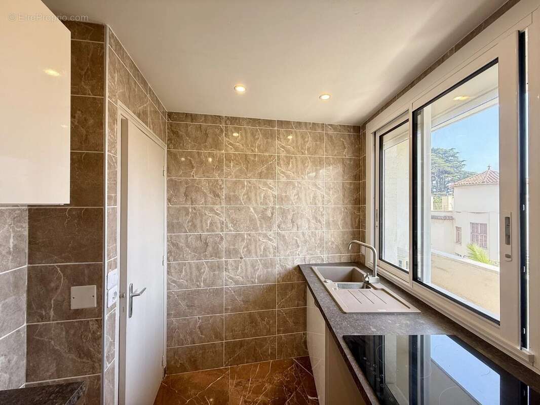 Appartement 2 pièces de 45m2 avec vue mer - photo 5