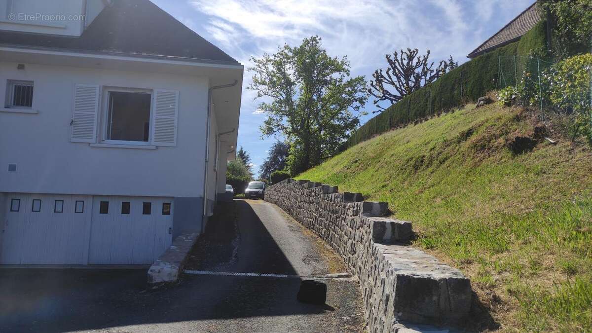 Appartement à BRIVE-LA-GAILLARDE