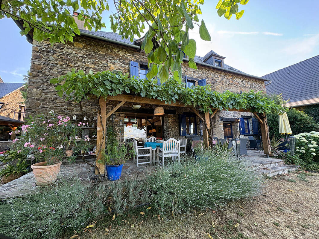 Maison à JUILLAC