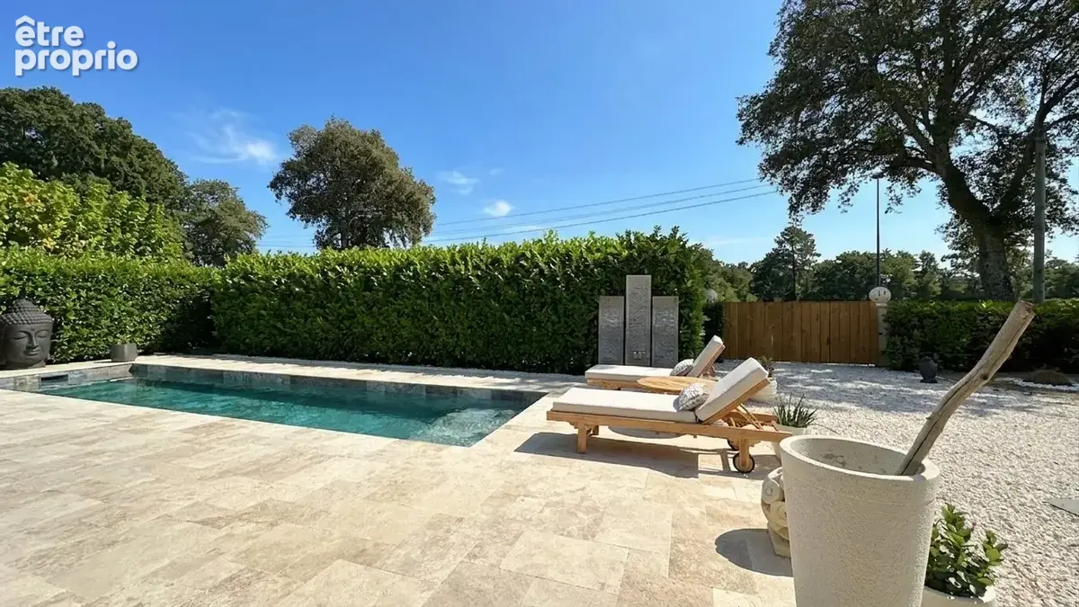 Villa balinaise rénovée proche du Bourg de type 6 pièces de 180 m2 avec piscine - photo 25