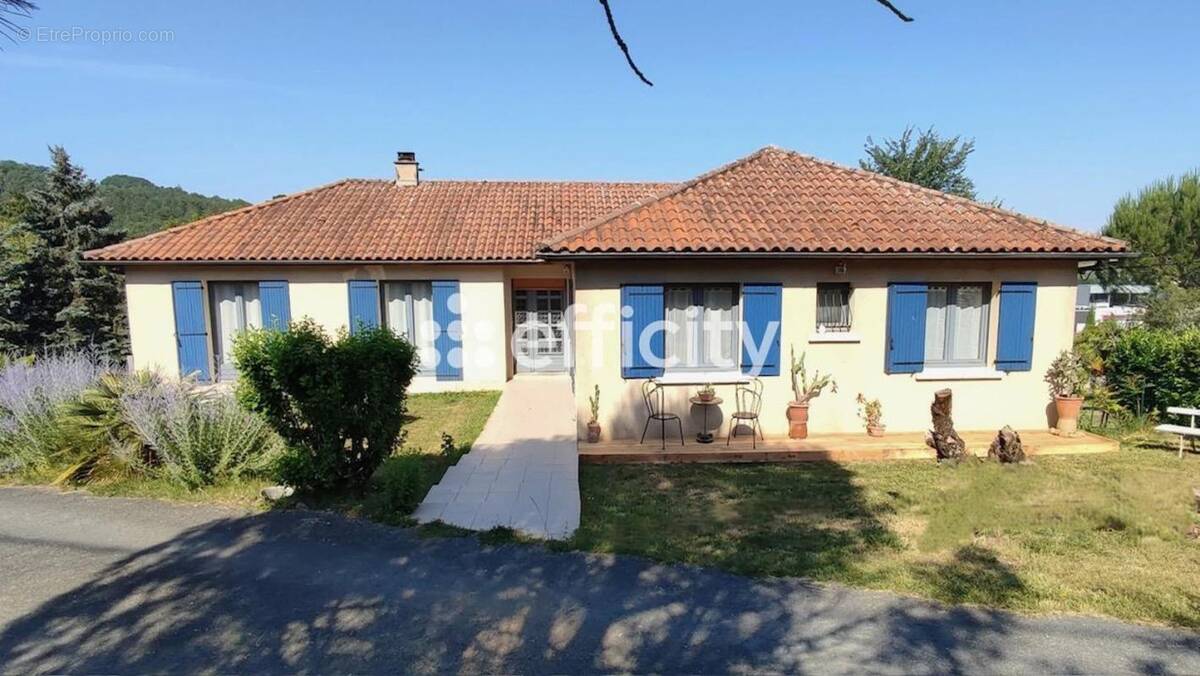 Maison à COURSAC