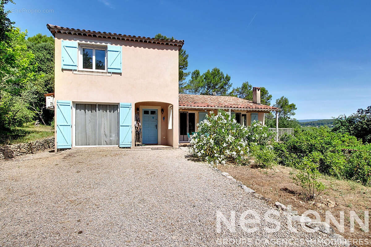 Maison à LORGUES