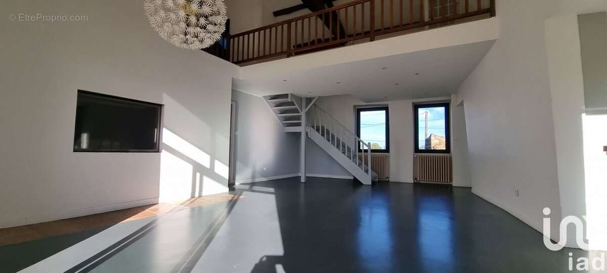 Photo 8 - Maison à CHARNAY-LES-MACON