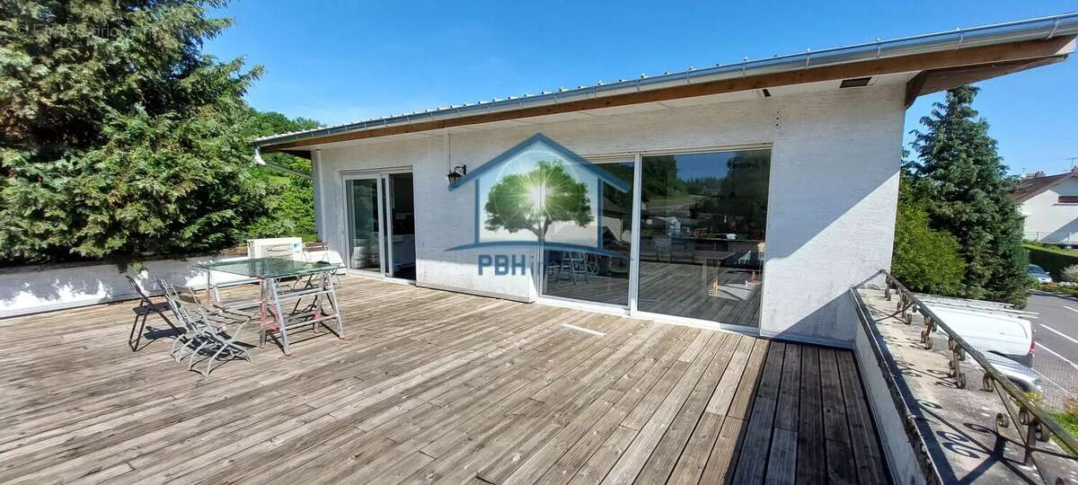 Appartement à NOMEXY