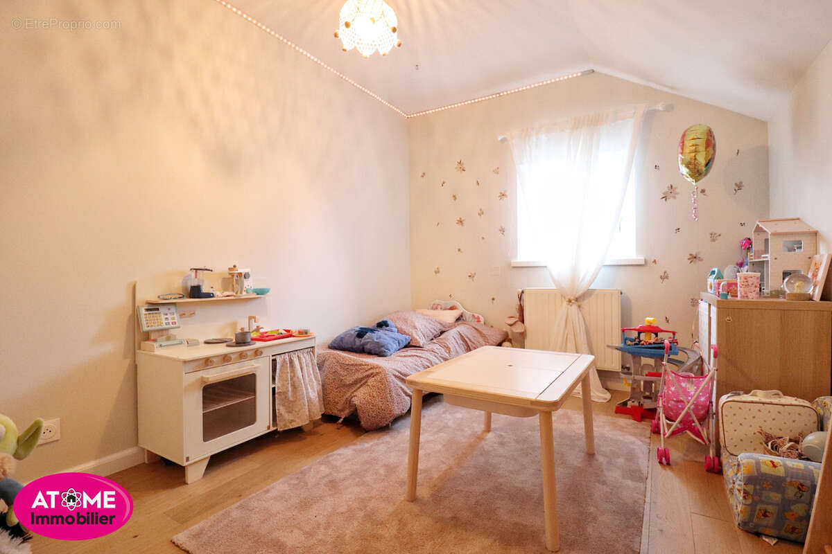 Maison à SAINTE-MARIE-AUX-CHENES