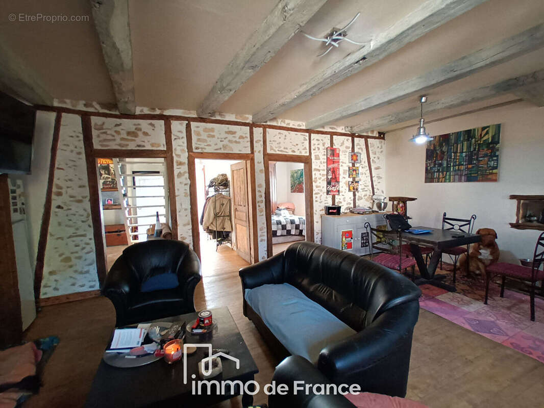 entre Maurs et Decazeville- Maison caractère avec dépendances. - photo 7