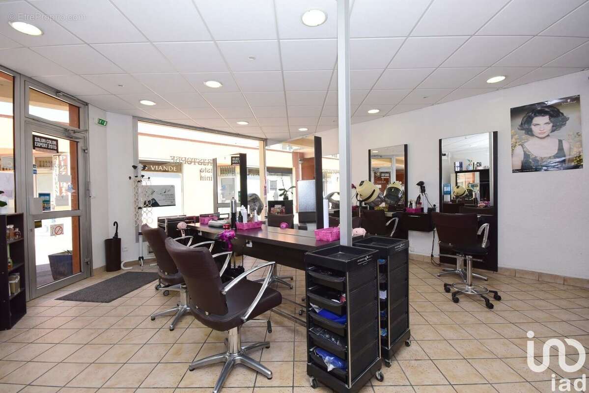 Photo 9 - Commerce à MEYZIEU