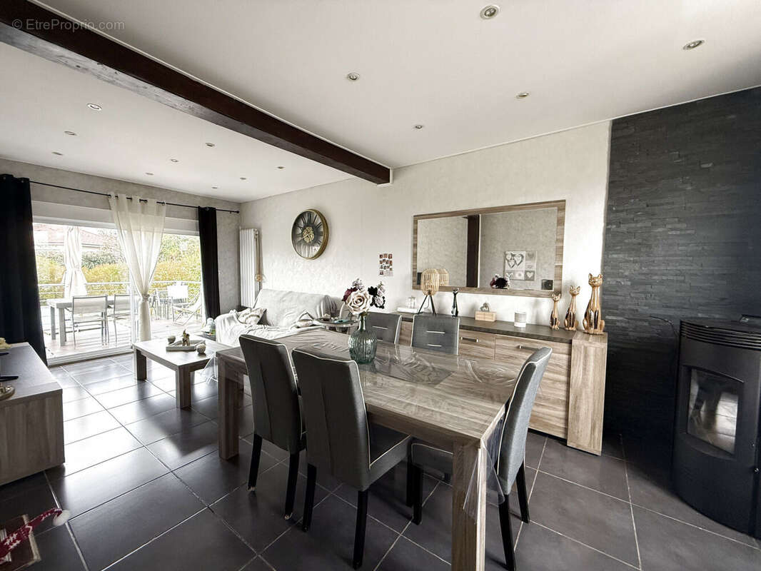 Photo 5 - Maison à MONTCEAU-LES-MINES