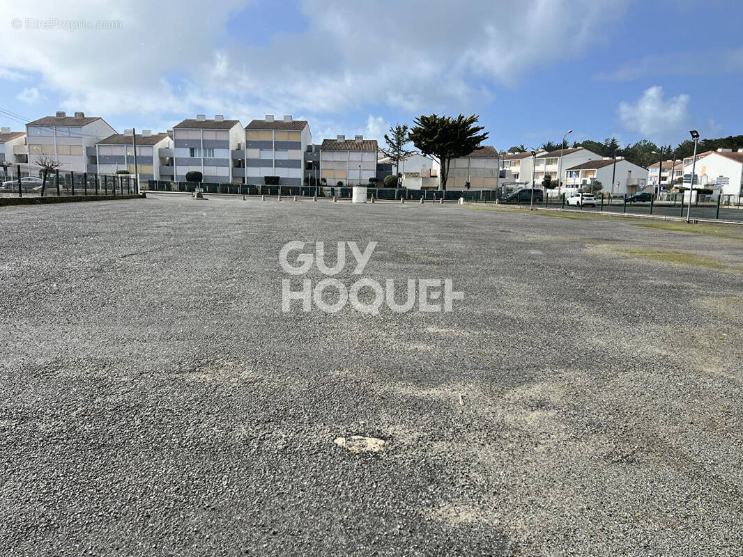 Commerce à SAINT-HILAIRE-DE-RIEZ