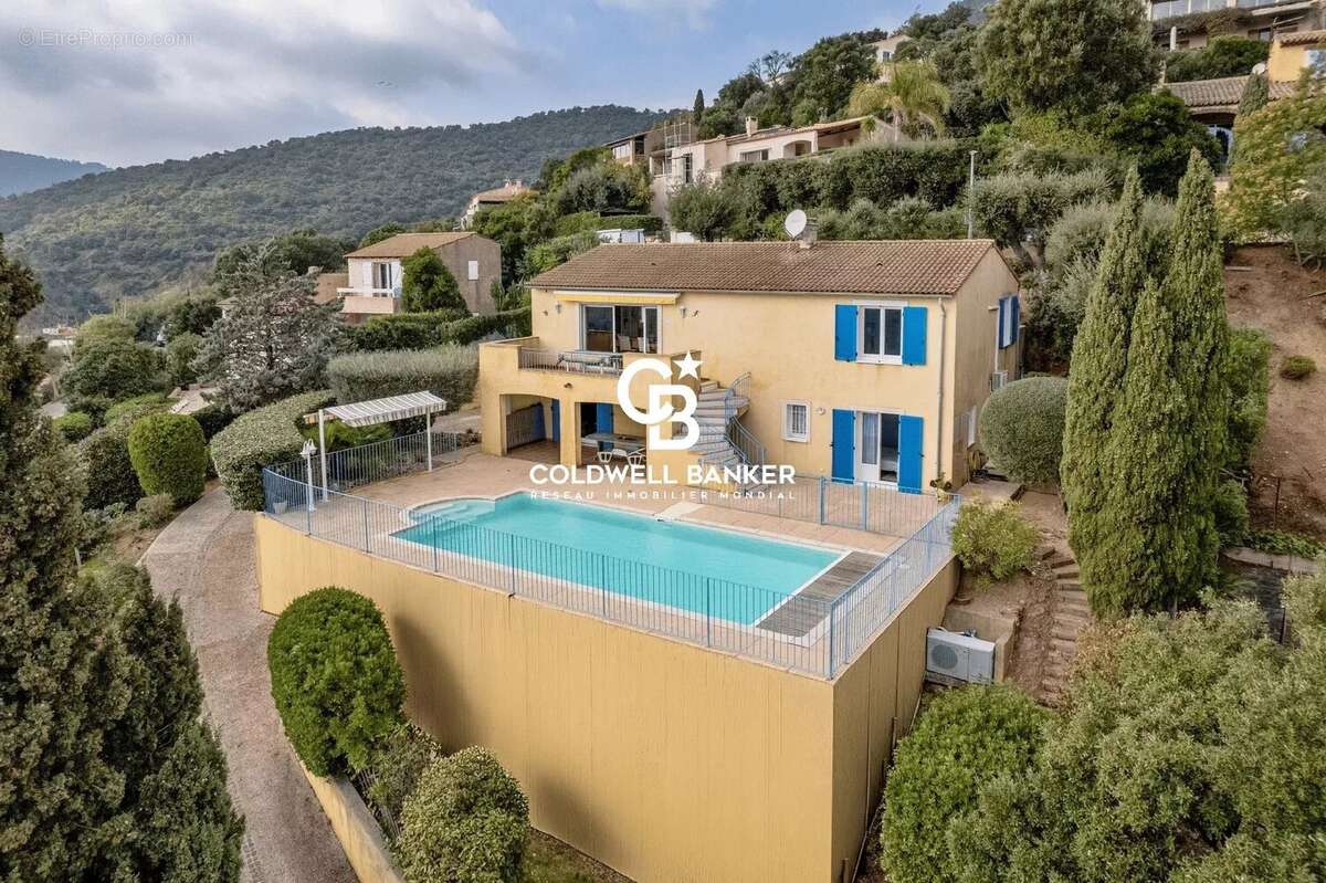 Maison à CAVALAIRE-SUR-MER