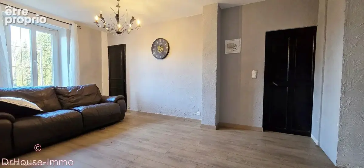 Maison 8 pièces 196 m² à vendre à Le Peage-De-Roussillon (38550) - photo 15