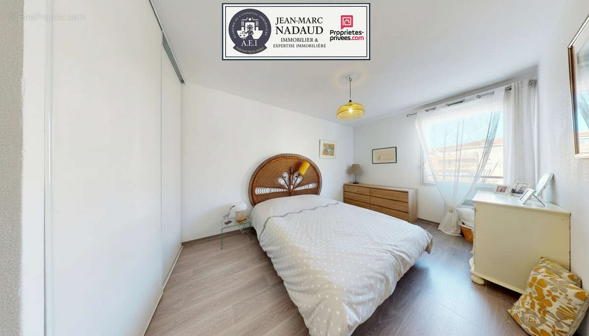 Appartement à PUGET-SUR-ARGENS