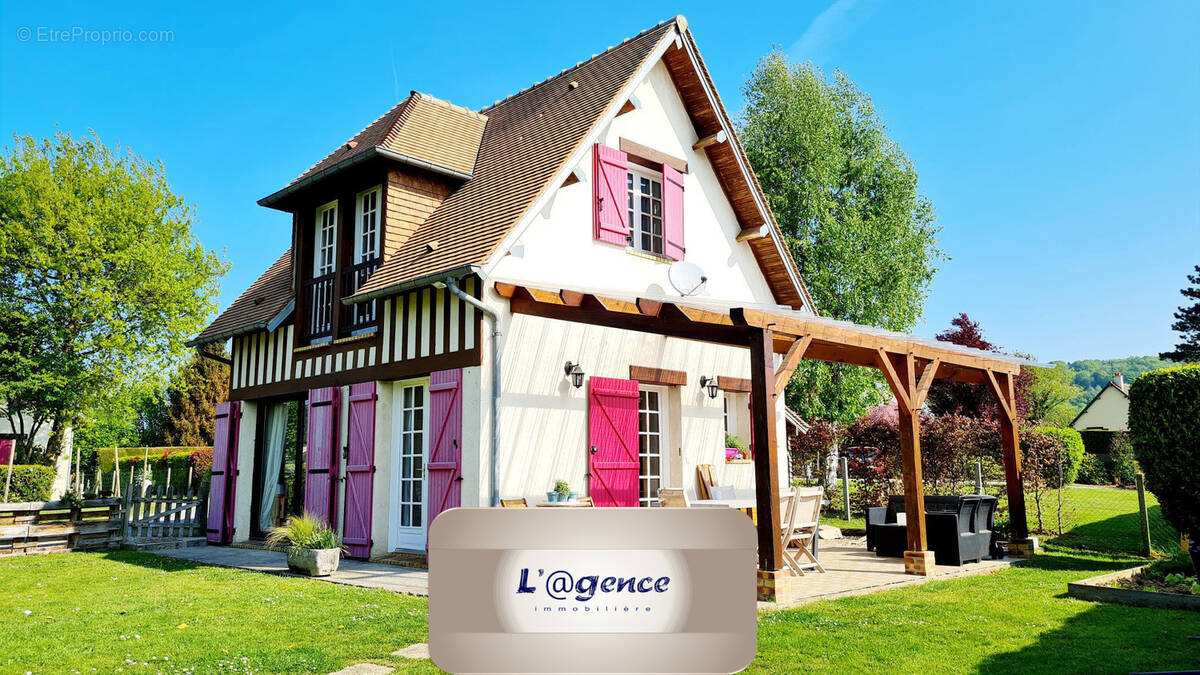 Maison à PONT-L&#039;EVEQUE