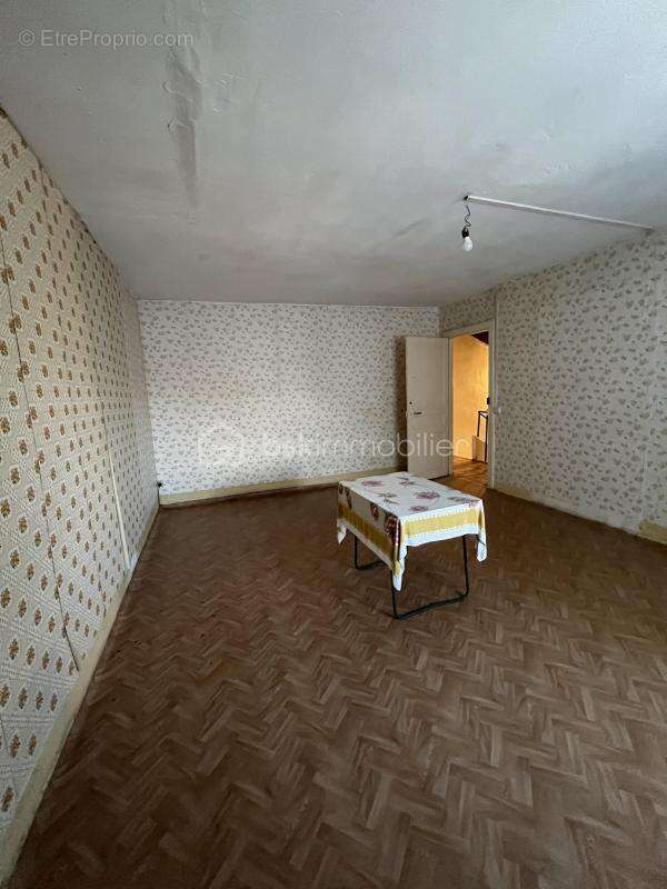 Maison de ville à rénover 4 chambres, jardin - photo 5