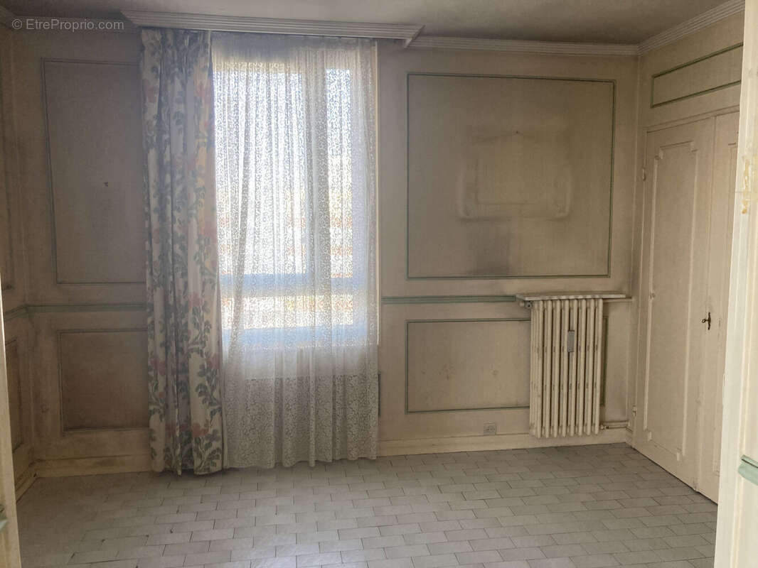 Appartement 75 m² à Garges-Les-Gonesse  - photo 5