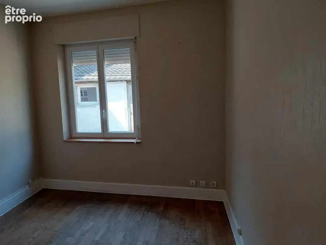 Immeuble Gueugnon 10 pièce(s) 250 m2 - photo 2