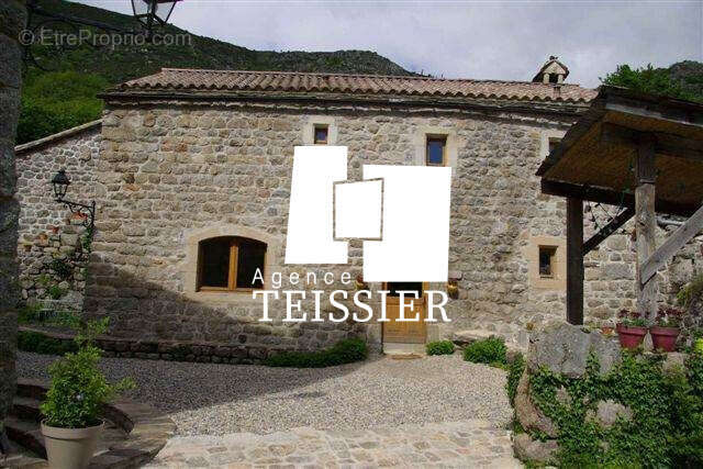 Maison à MALARCE-SUR-LA-THINES