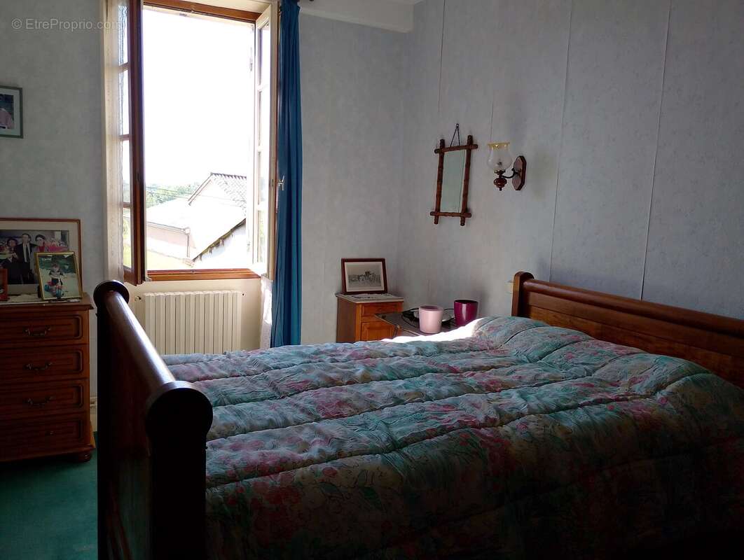 Maison à JONZAC