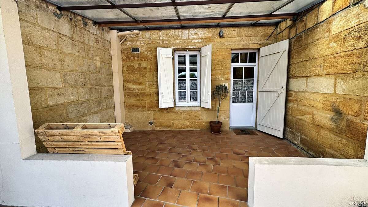 maison de ville à castillon la bataille - photo 2