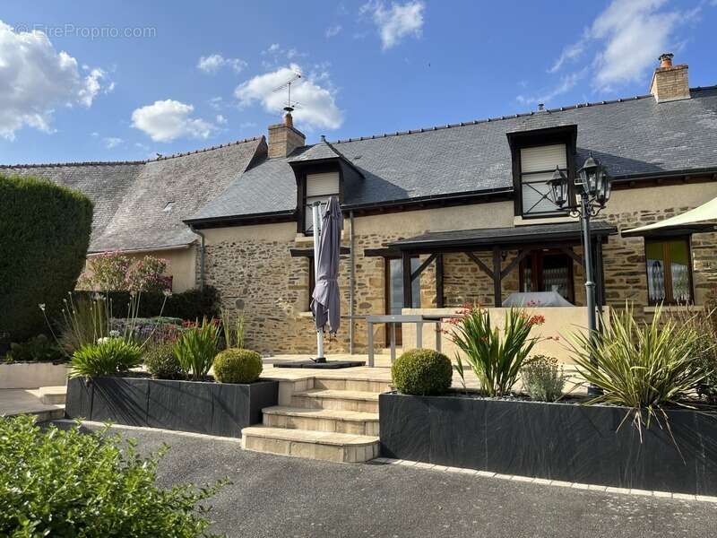 Maison à CHATEAUGIRON