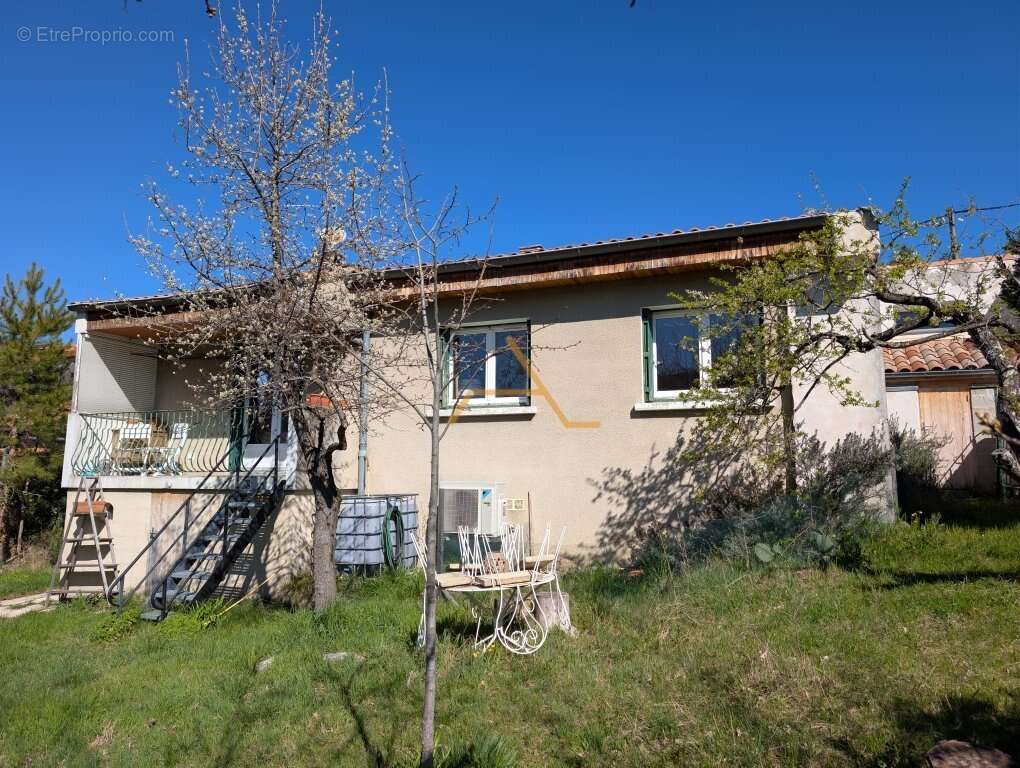 Maison à DIEULEFIT