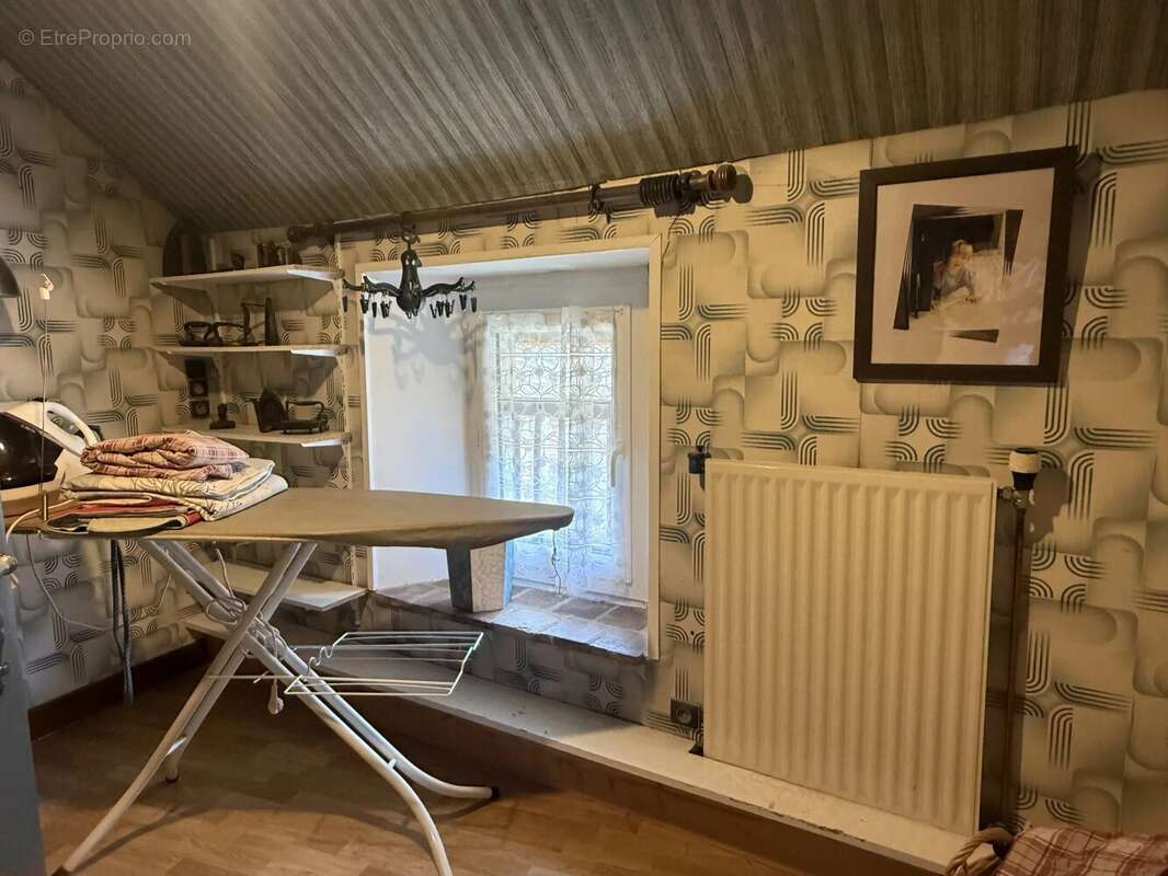 Longère de caractère – 5 chambres – 163 m² – Villeblevin - photo 12