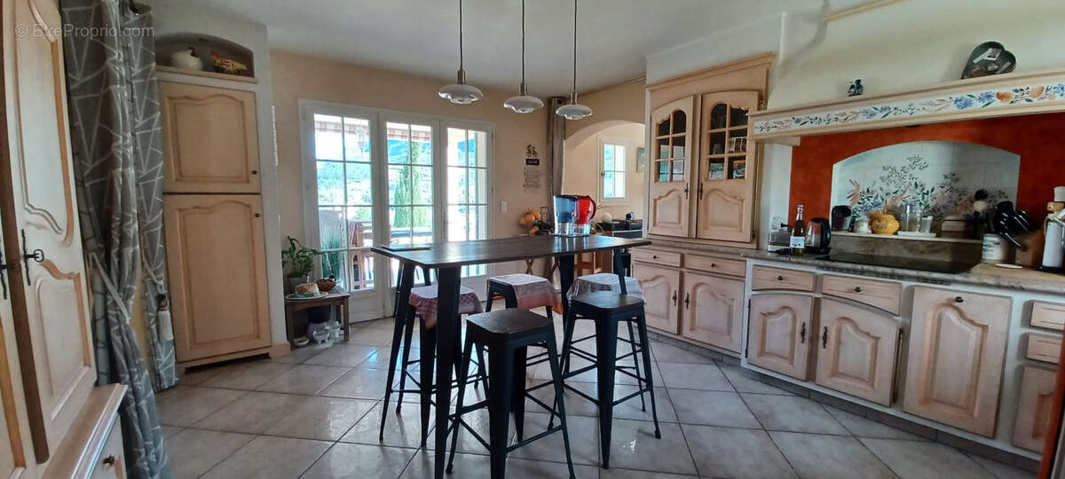 Maison à BUIS-LES-BARONNIES