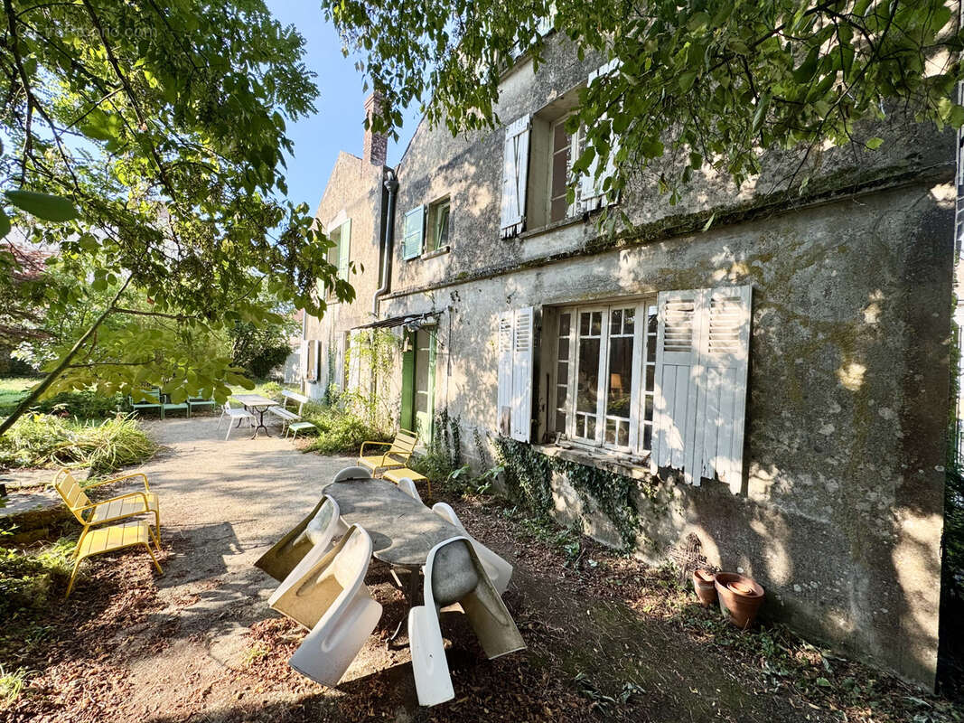 Maison à COULOMMIERS