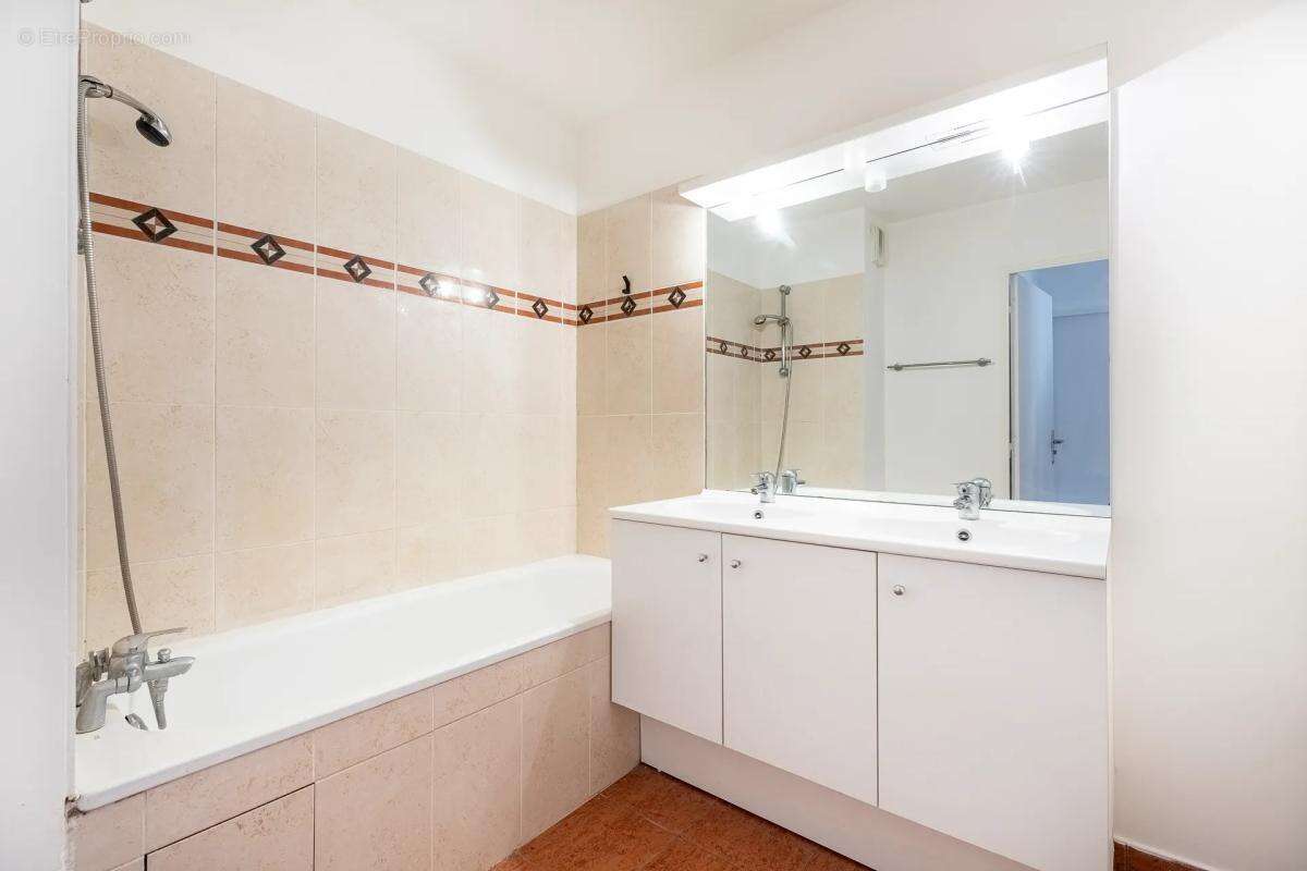 Appartement à SAINT-DENIS