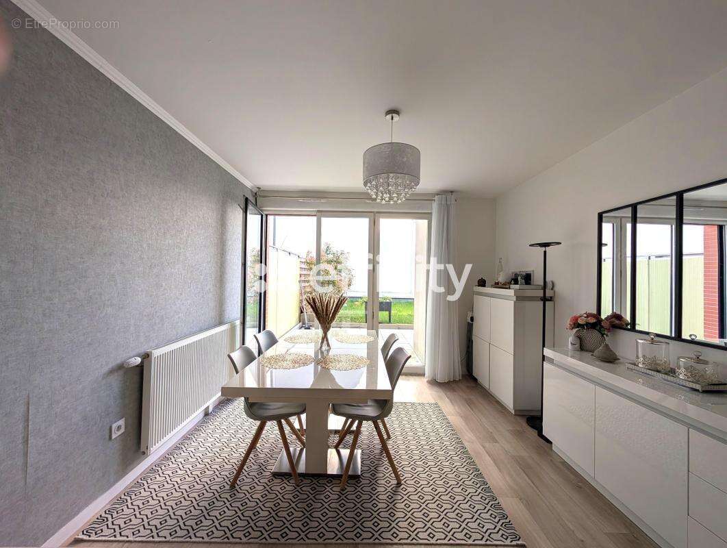 Appartement à EPINAY-SUR-SEINE