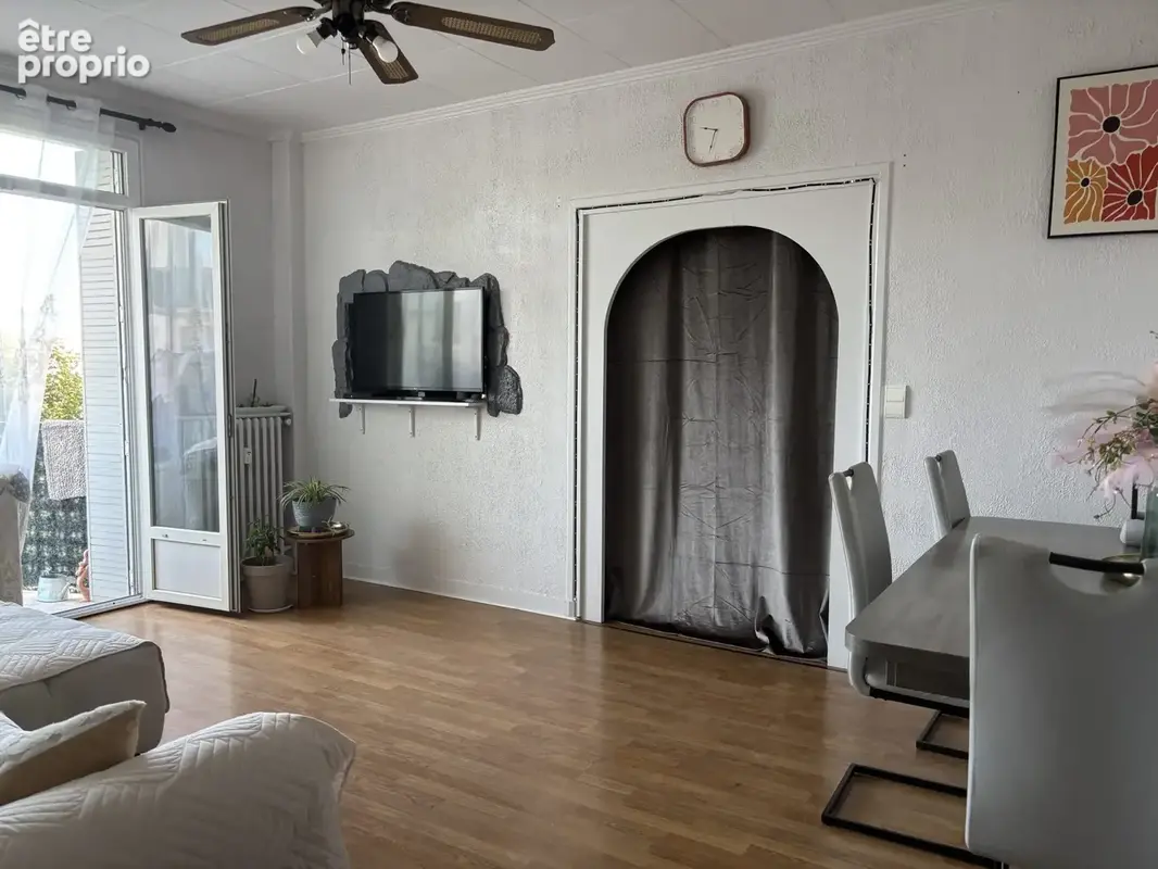 Appartement 4 pièces 84 m² à vendre à Aubenas (07200) - photo 4