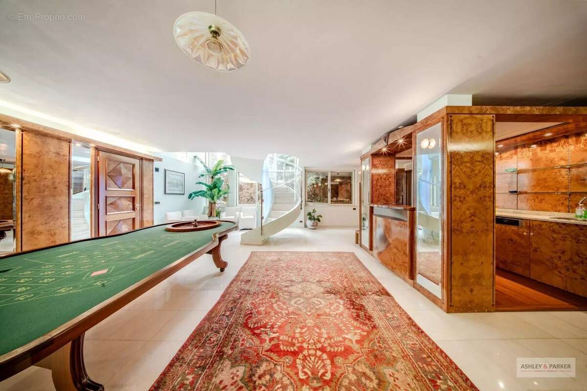 Maison à ROQUEBRUNE-CAP-MARTIN