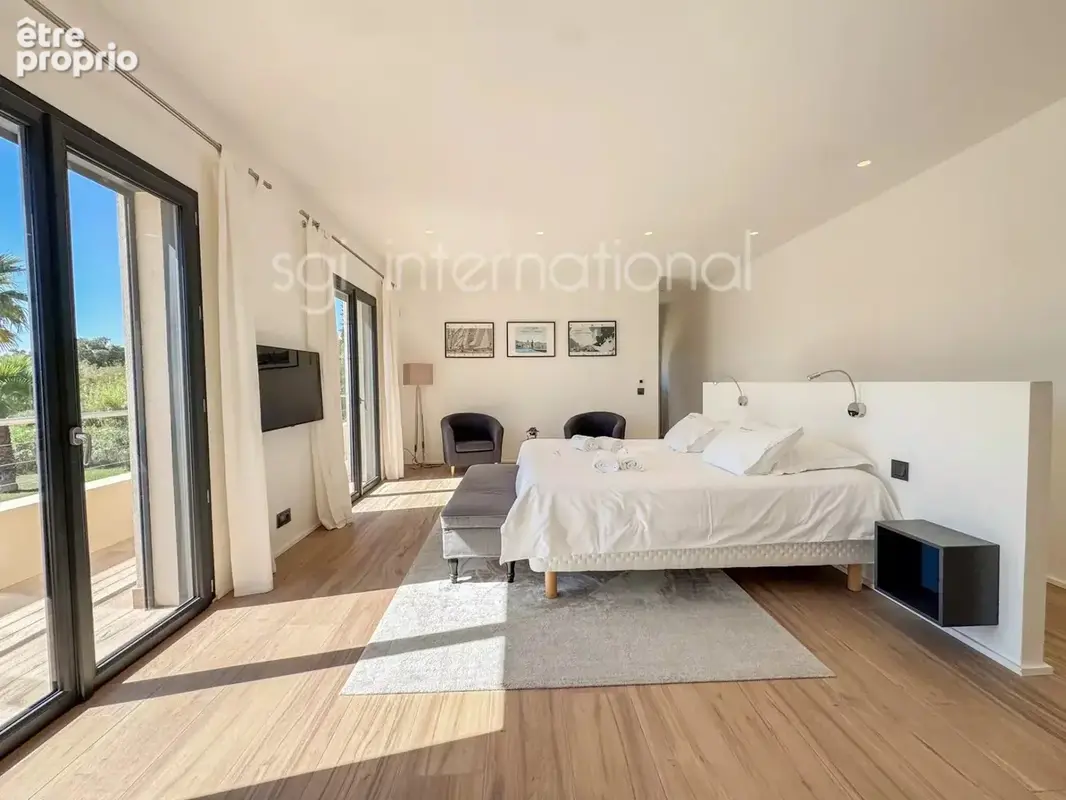 Ref 2370 - saint tropez - villa contemporaine proche centre - photo 10