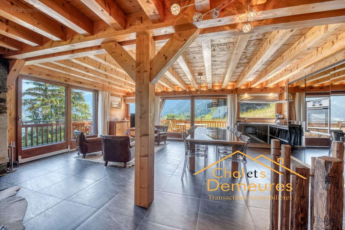 Maison à LES HOUCHES