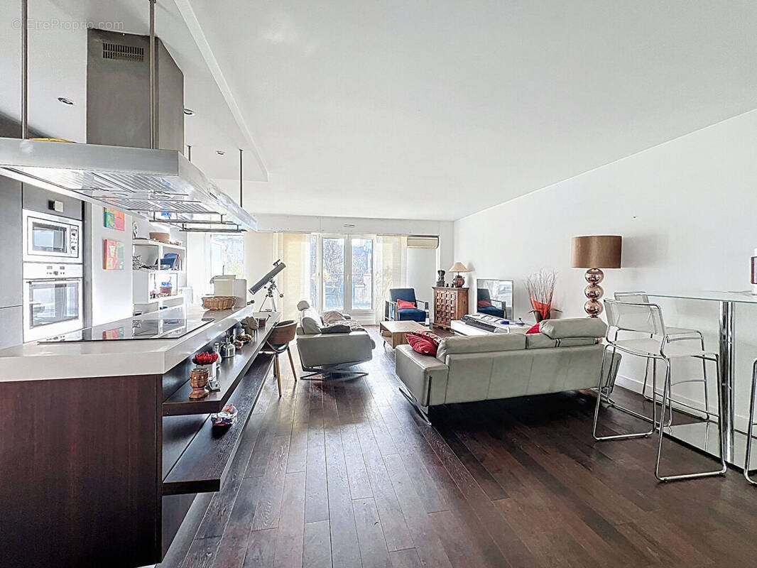 Appartement à SURESNES