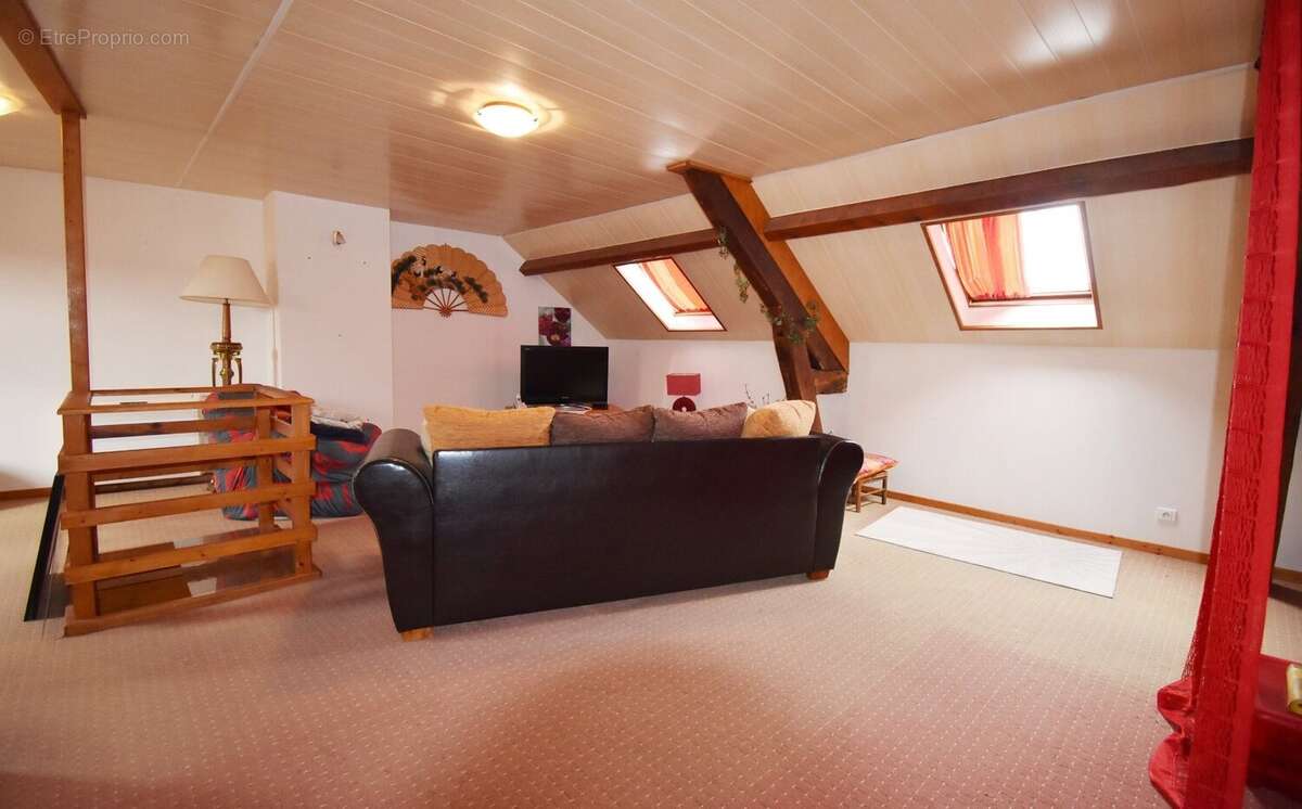 Maison à vendre à Cusset proche centre, avec petit terrain à 40 m. - photo 6