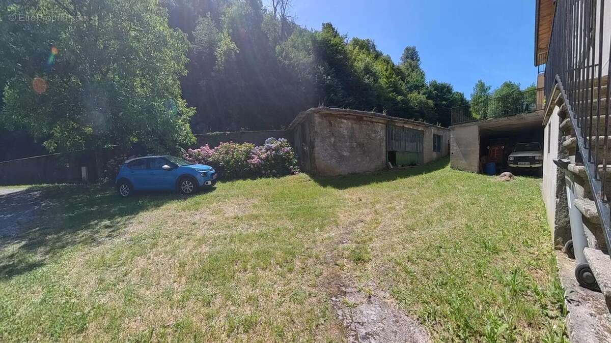 Photo 3 - Appartement à SAINT-BARTHELEMY-DE-SECHILIENNE