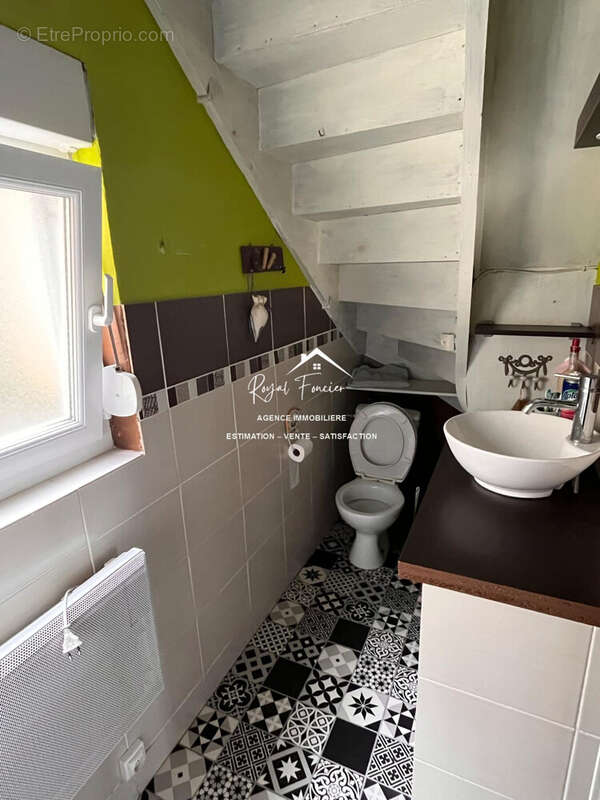 Maison à YZEURES-SUR-CREUSE