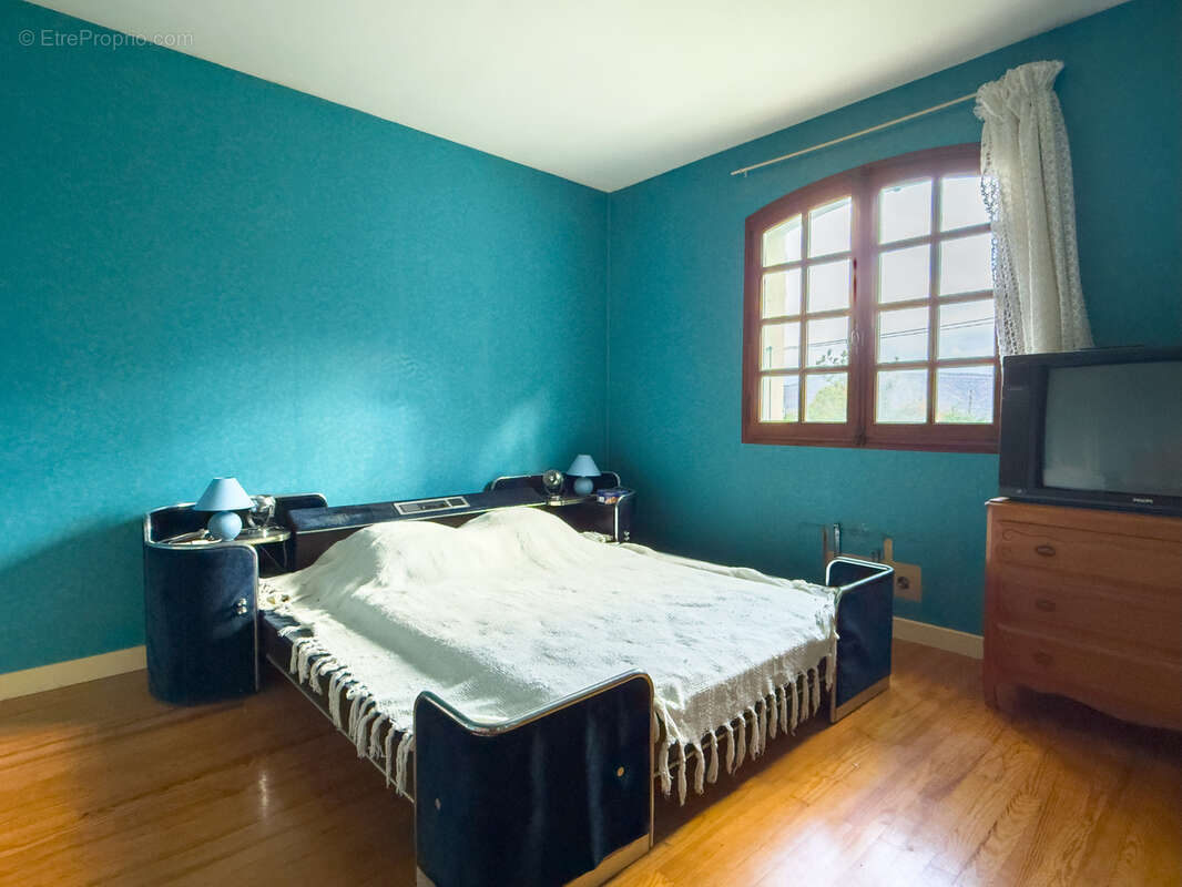 Maison à SAINT-JULIEN-EN-SAINT-ALBAN