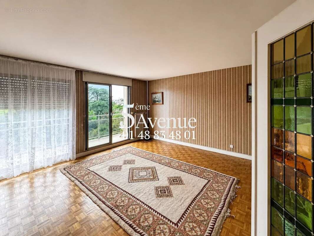 Appartement à SAINT-MAUR-DES-FOSSES