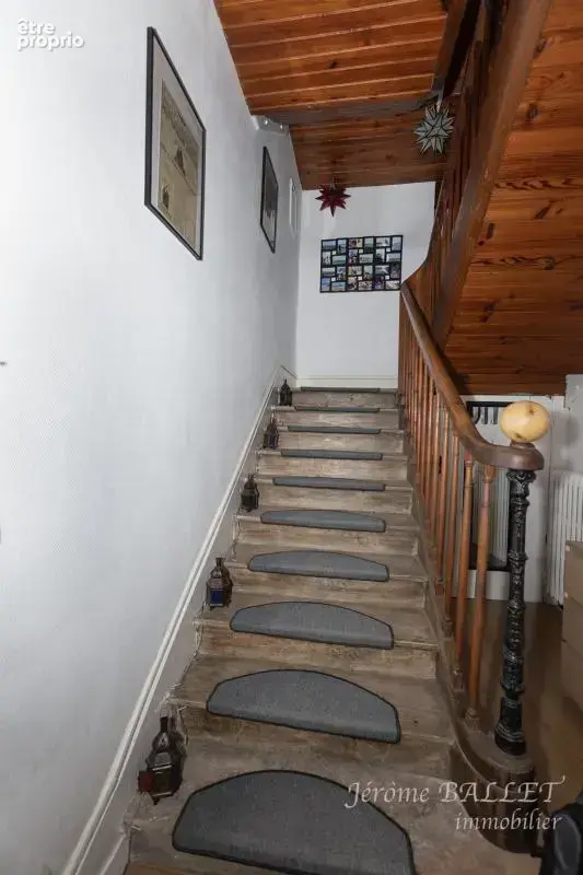 Maison 10 pièces 241 m² à vendre à Carmaux (81400) - photo 7