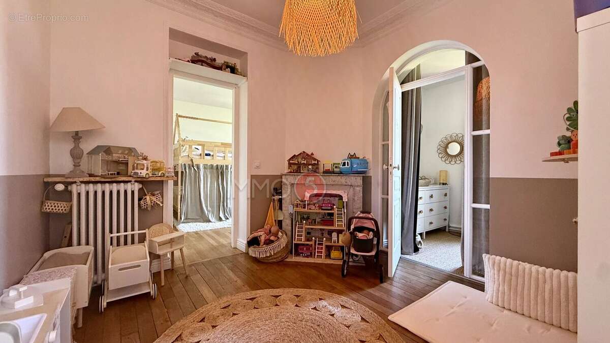 Maison à LE RAINCY