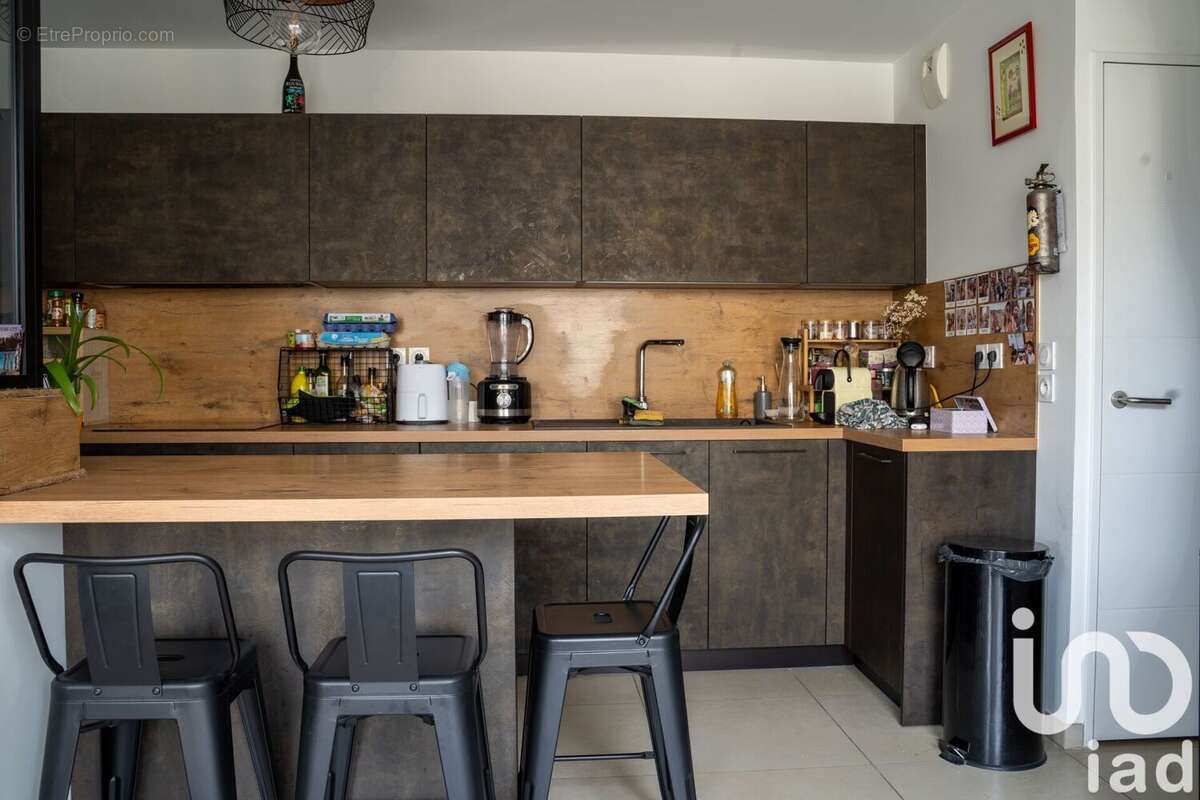 Photo 5 - Appartement à DECINES-CHARPIEU