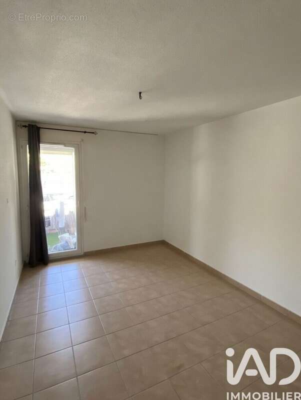 Photo 5 - Appartement à LAMBESC